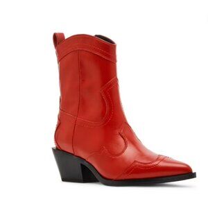 Madden Girl Swifty Western Ankle Boots in Red Paris Size 6.5